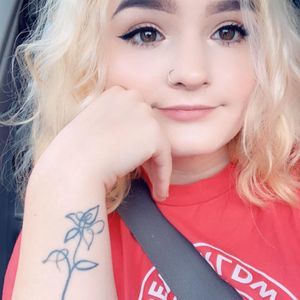 Meet your Posher, Holly